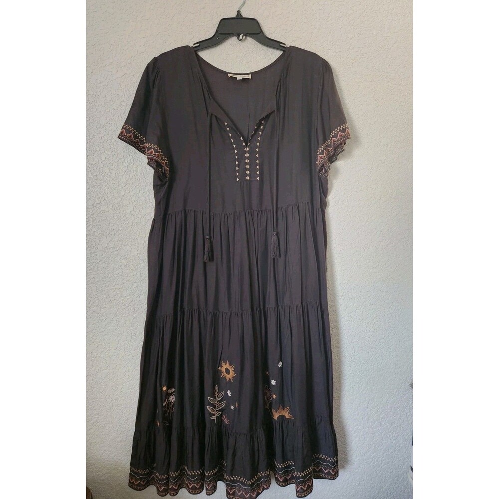 Johnny Was Size L Brown Embroidered Elegant Dress Silk Rayon Lightweight Layer